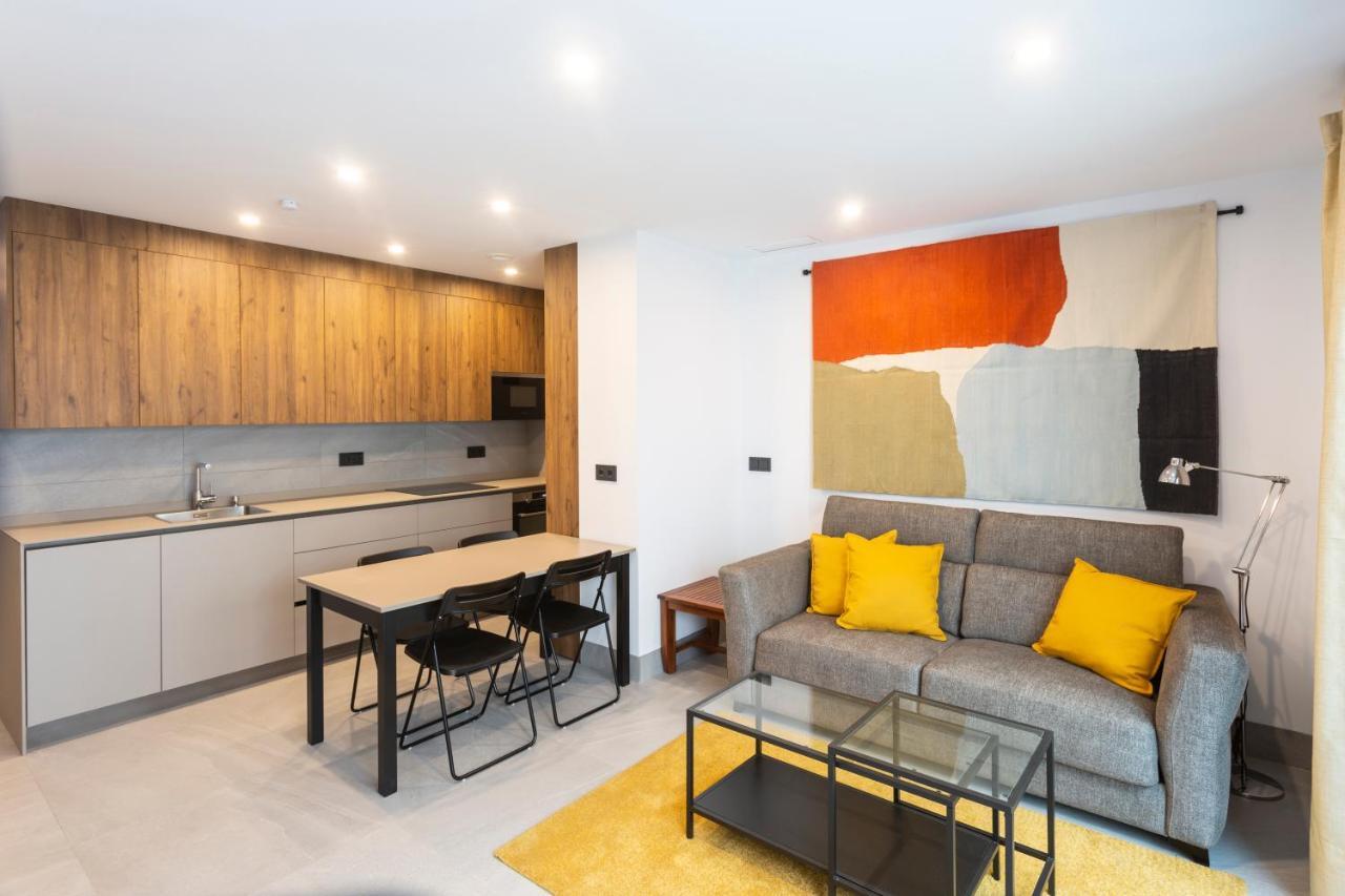 Apartamentos Bajeles Sevilla Urban 외부 사진