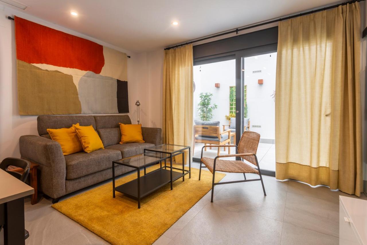 Apartamentos Bajeles Sevilla Urban 외부 사진