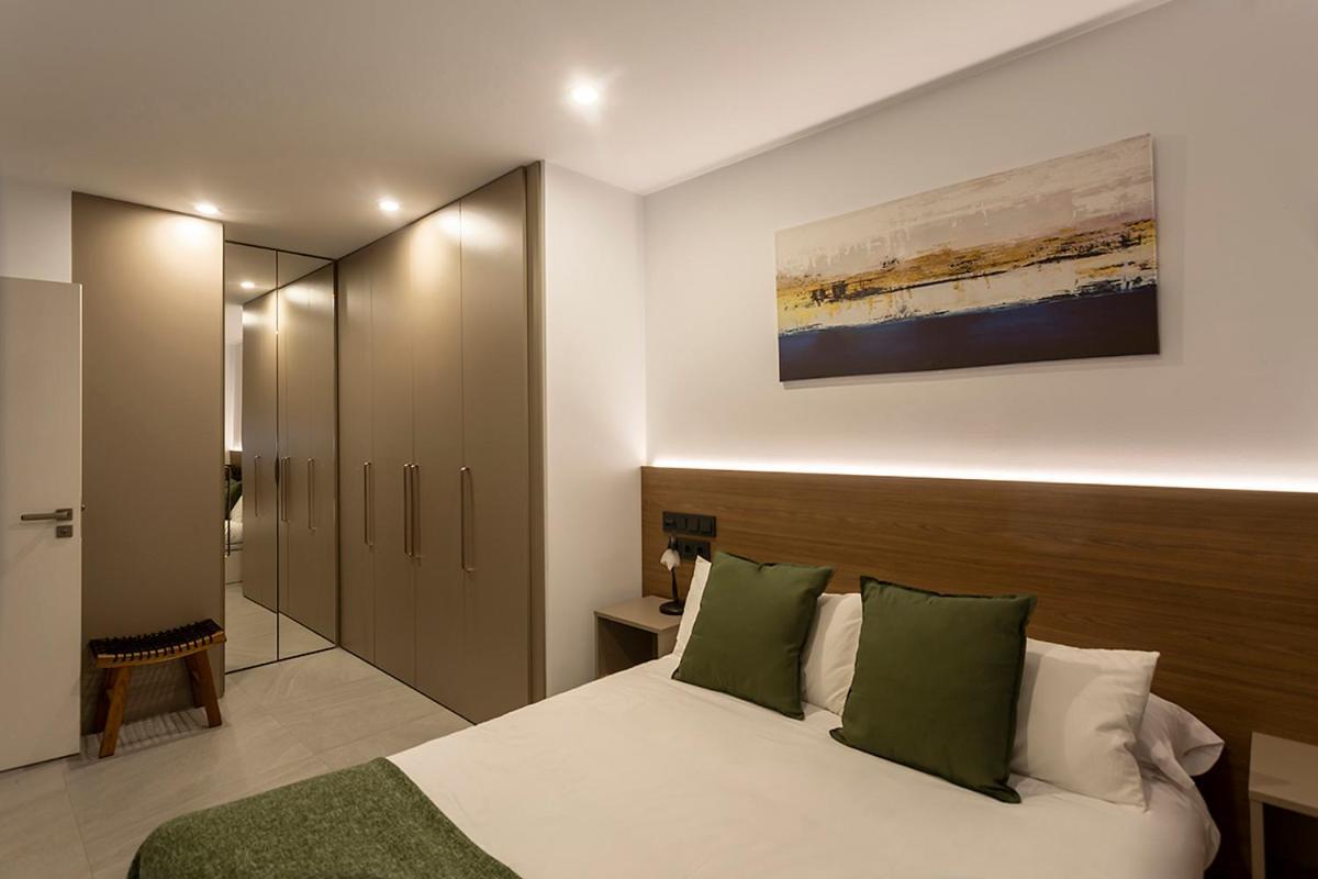 Apartamentos Bajeles Sevilla Urban 외부 사진
