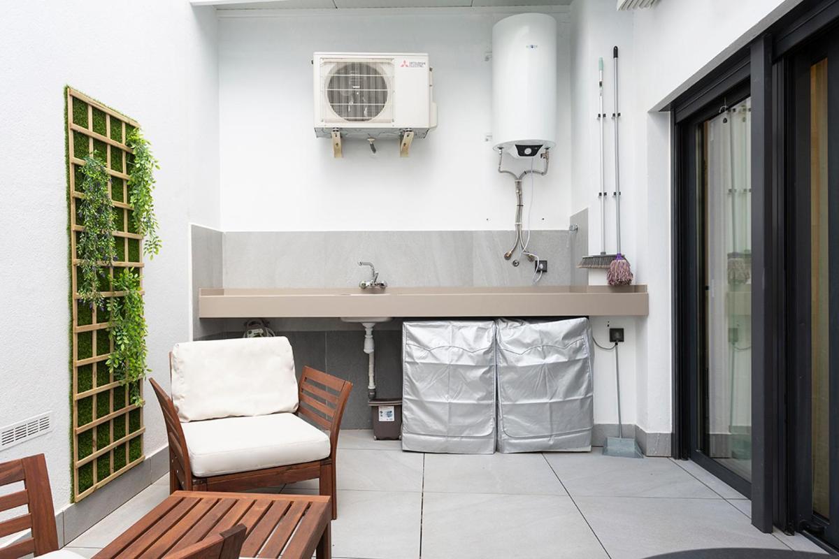Apartamentos Bajeles Sevilla Urban 외부 사진